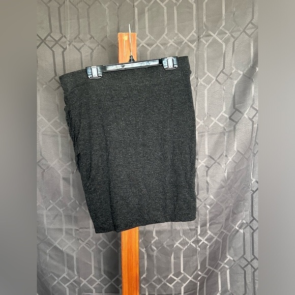 ✨4/$30 Zara Mini Skirt - Picture 3 of 4